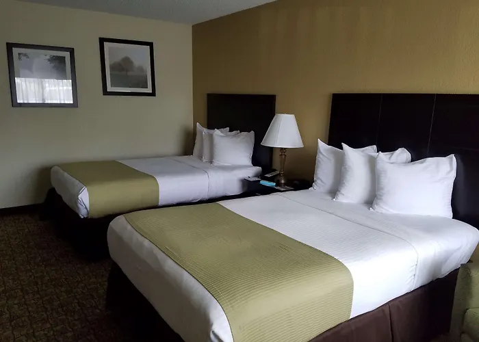 Best Western Crossroads Inn